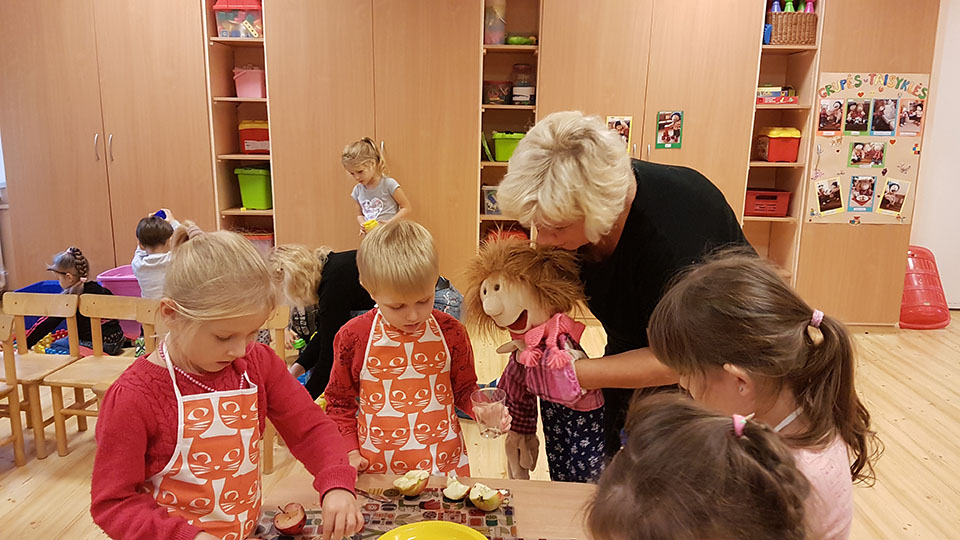 psichodramos lėlės, bendravimas su vaiku