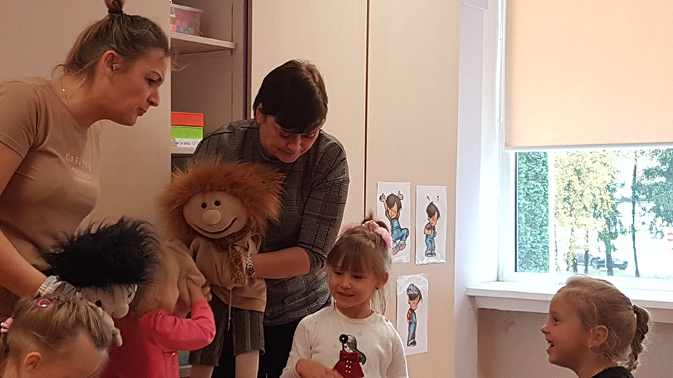 psichodramos lėlės, bendravimas su vaiku