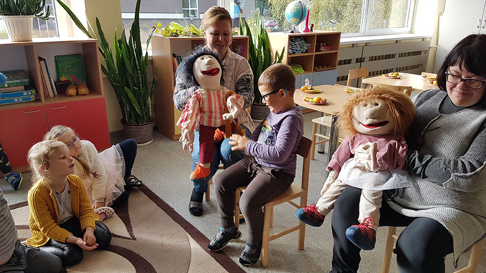 psichodramos lėlės, bendravimas su vaiku